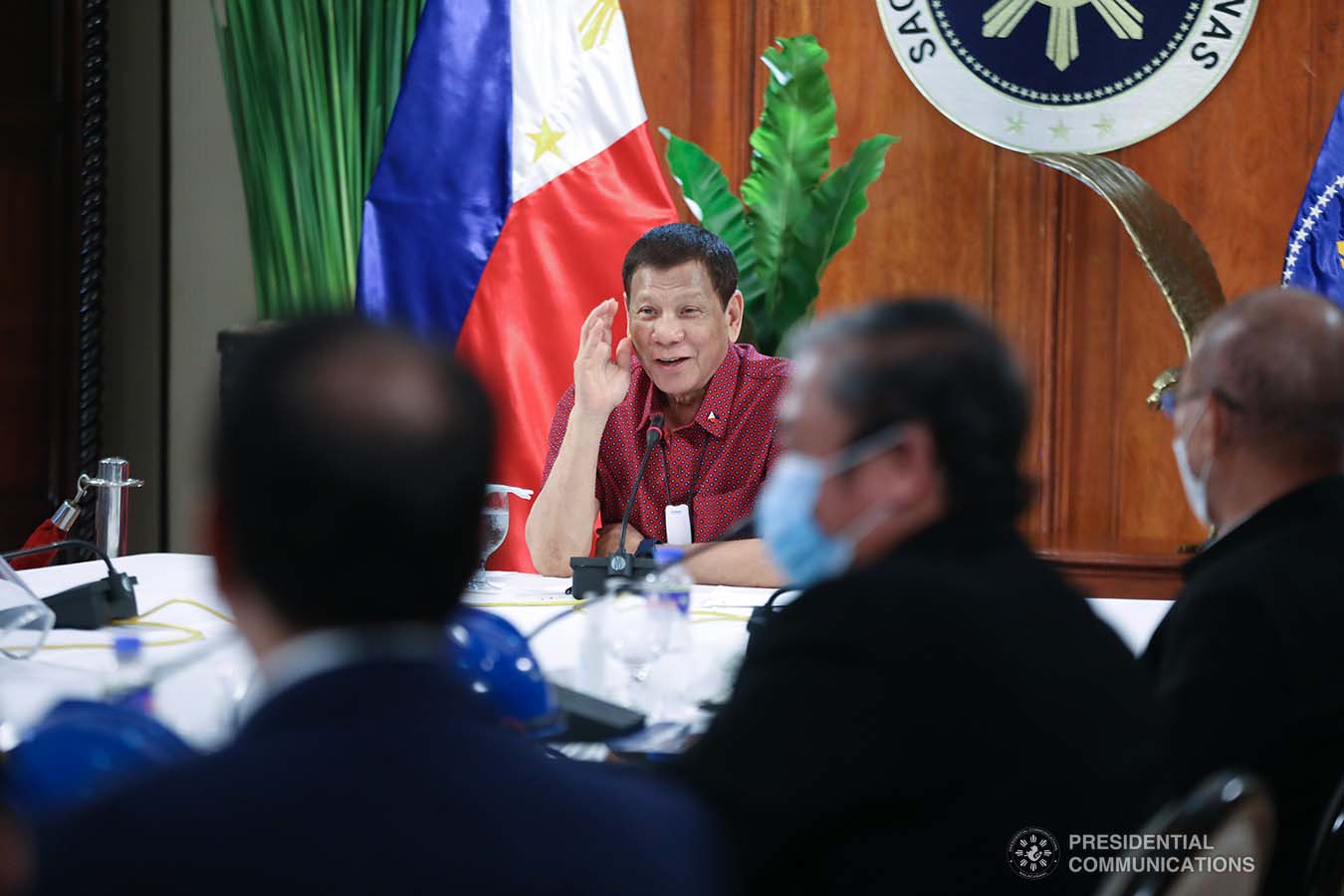 President Rodrigo Roa Duterte holds a meeting with members of the Inter-Agency Task Force on the Emerging Infectious Diseases (IATF-EID) at the Malago Clubhouse in Malacañang on May 28, 2020. ACE MORANDANTE/PRESIDENTIAL PHOTO
