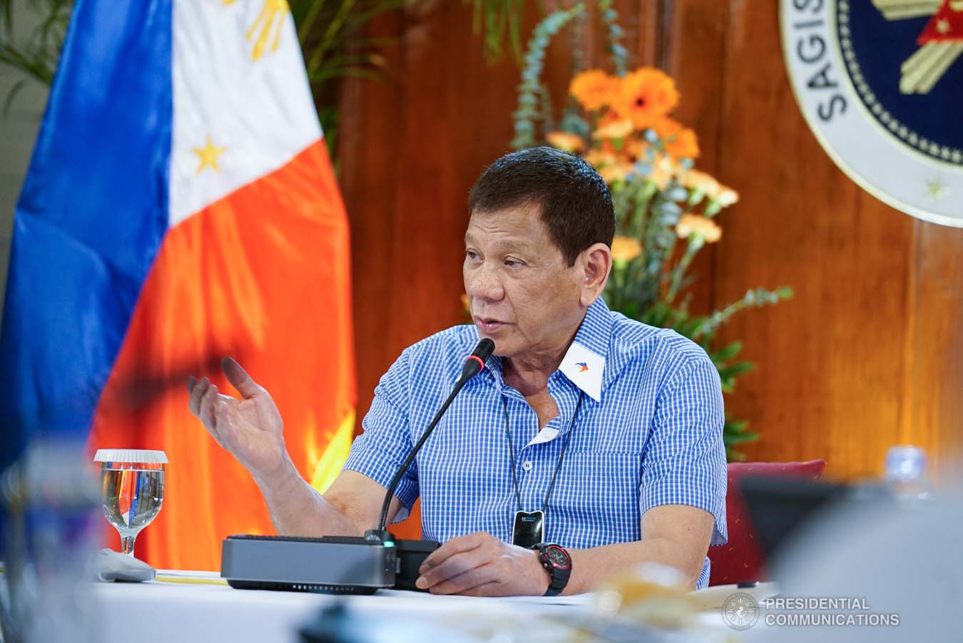 President Rodrigo Roa Duterte talks to the people after holding a meeting with the Inter-Agency Task Force on the Emerging Infectious Diseases (IATF-EID) core members at the Malago Clubhouse in Malacañang on July 15, 2020. KING RODRIGUEZ/PRESIDENTIAL PHOTO