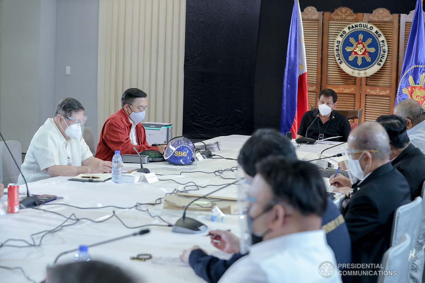 President Rodrigo Roa Duterte holds a meeting with the Inter-Agency Task Force on the Emerging Infectious Diseases (IATF-EID) core members at the Matina Enclaves in Davao City on August 24, 2020. ROBINSON NIÑAL JR./PRESIDENTIAL PHOTO