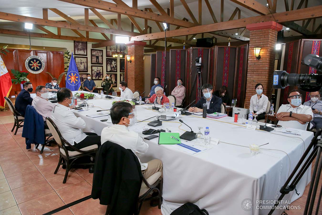 President Rodrigo Roa Duterte presides over a meeting with the Inter-Agency Task Force on the Emerging Infectious Diseases (IATF-EID) core members prior to his talk to the people at the Malago Clubhouse in Malacañang on October 5, 2020. ALBERTO ALCAIN/ PRESIDENTIAL PHOTO