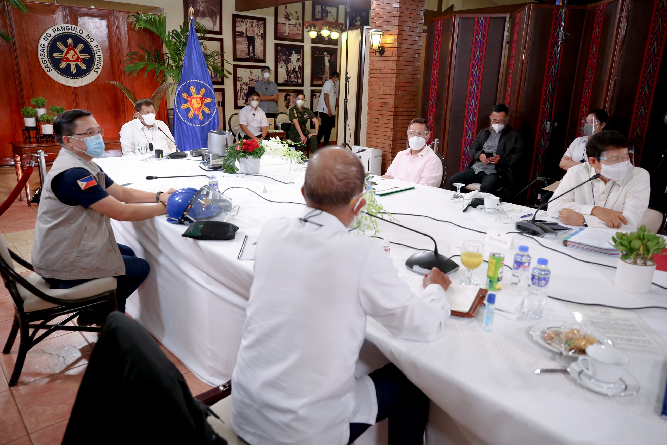 President Rodrigo Roa Duterte presides over a meeting with the Inter-Agency Task Force on the Emerging Infectious Diseases (IATF-EID) core members prior to his talk to the people at the Malacañang Golf (Malago) Clubhouse in Malacañang Park, Manila on October 14, 2020. RICHARD MADELO/ PRESIDENTIAL PHOTO