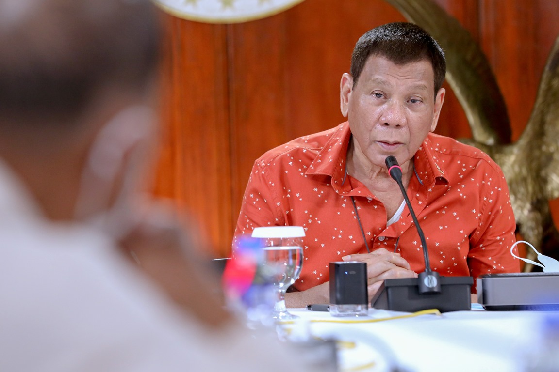 President Rodrigo Roa Duterte talks to the people after holding a meeting with the Inter-Agency Task Force on the Emerging Infectious Diseases (IATF-EID) core members at the Malacañang Golf (Malago) Clubhouse in Malacañang Park, Manila on October 19, 2020. ROBINSON NIÑAL/PRESIDENTIAL PHOTO