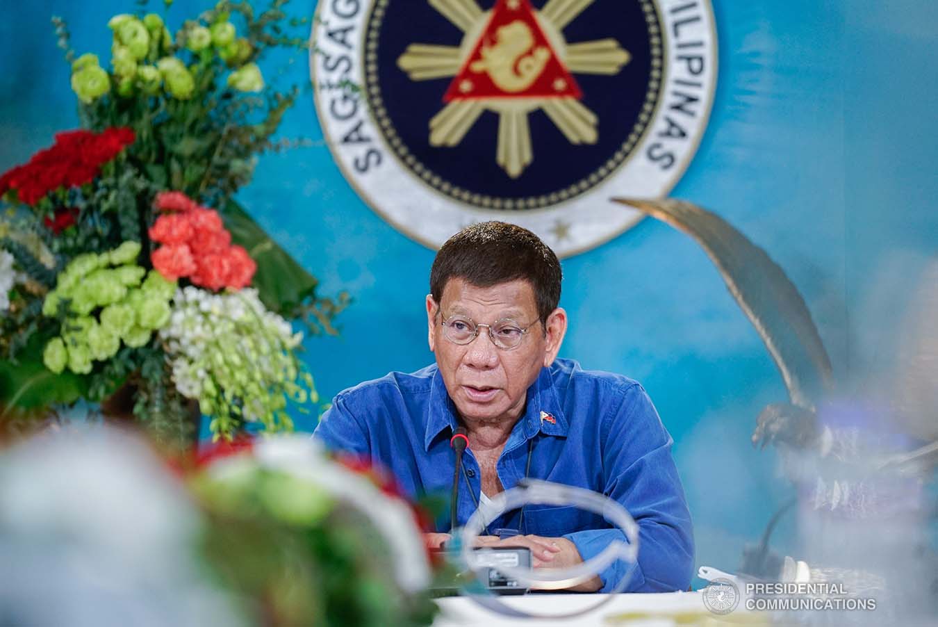 President Rodrigo Roa Duterte talks to the People after holding a meeting with members of his cabinet and Senator Christopher Lawrence Go to discuss various updates at the Malacañang Golf (Malago) Clubhouse on November 10, 2020. KING RODRIGUEZ/ PRESIDENTIAL PHOTO