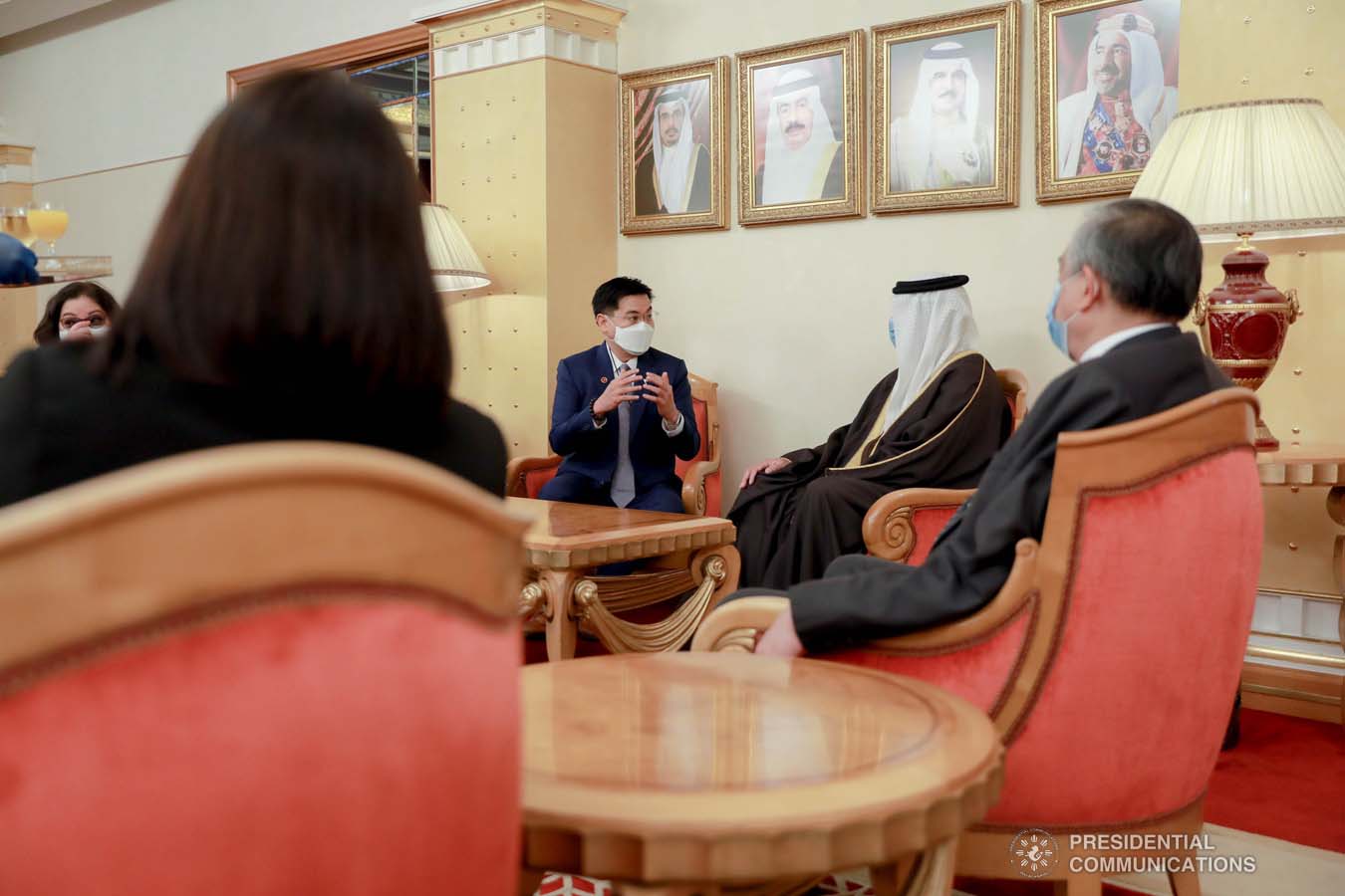 WARM WELCOME. Kingdom of Bahrain Assistant Foreign Minister Abdulla bin Faisal bin Jabur Al Doseri warmly welcomed the 14-man delegation of the Philippines led by the Chief of Presidential Protocol and Presidential Assistant on Foreign Affairs (PAFA) Robert E.A. Borje at the Bahrain International Airport on December 28, 2020. Joining the Philippine delegation are Foreign Affairs Undersecretary for Migrant Workers’ Affairs Sarah Arriola and Presidential Communications Assistant Secretary for Global Media and Public Affairs JV Arcena. During the meeting of the two officials, Special Envoy Borje conveyed President Rodrigo Roa Duterte’s gratitude for the “solid partnership” in upholding the rights and welfare of migrant workers that has “transformed the lives of many for the better’ and expressed the President’s keen interest in broadening and deepening cooperation with Bahrain in areas of mutual interest, including in trade and investments, education, ICT, agriculture and public health, including diagnostics, management and treatment of COVID-19. President Duterte has designated PAFA Borje as Special Envoy for the goodwill mission for a series of intergovernmental meetings with officials of the Kingdom and to undertake Assistance-to-Nationals (ATN) and repatriation programs. Kalinga at Malasakit for Overseas Filipino Workers remain a focus area under the Duterte Administration. This is PAFA Borje’s second designation as Special Envoy to the Kingdom of Bahrain. President Duterte previously appointed PAFA Borje as Special Envoy to Bahrain, Kingdom of Saudi Arabia and Tunisia in 2019. PRESIDENTIAL PHOTO
