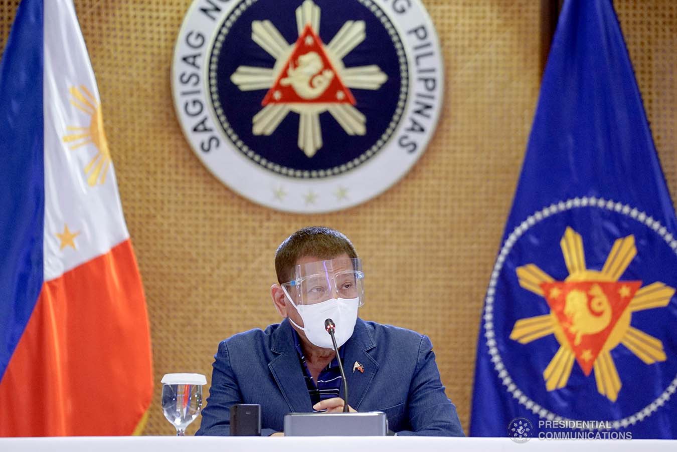 President Rodrigo Roa Duterte went back to Manila a day after Christmas to meet selected members of his Cabinet along with infectious disease experts. The emergency meeting, held in Malacañang Palace on December 26,2020, was convened to discuss the emerging fast-spreading new variant of Coronavirus (Covid-19) disease found in the United Kingdom. KING RODRIGUEZ/ PRESIDENTIAL PHOTO
