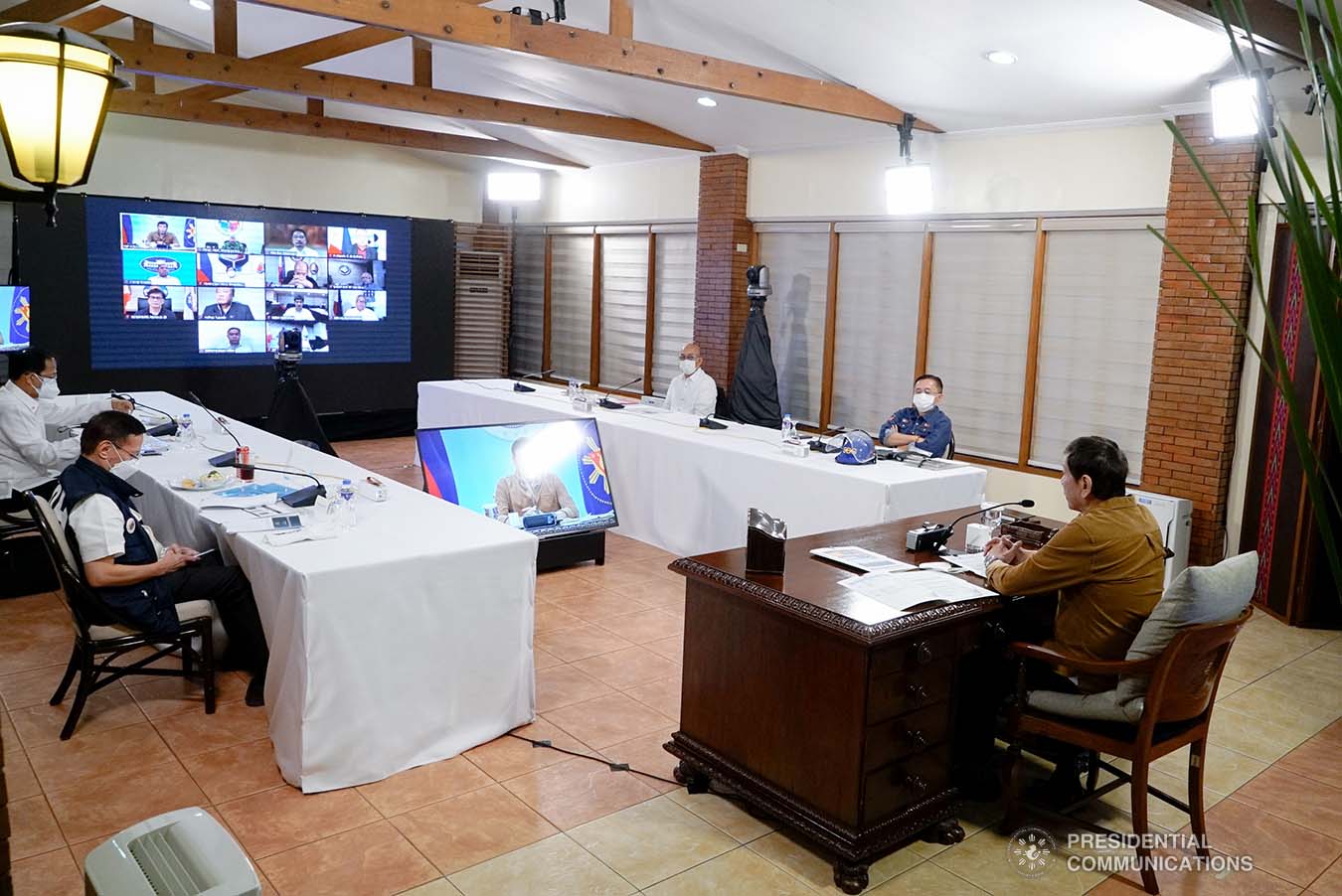 President Rodrigo Roa Duterte presides over a meeting with the Inter-Agency Task Force on the Emerging Infectious Diseases (IATF-EID) core members prior to his talk to the people at the Malacañang Golf (Malago) Clubhouse in Malacañang Park, Manila on April 15, 2021. KING RODRIGUEZ/ PRESIDENTIAL PHOTO