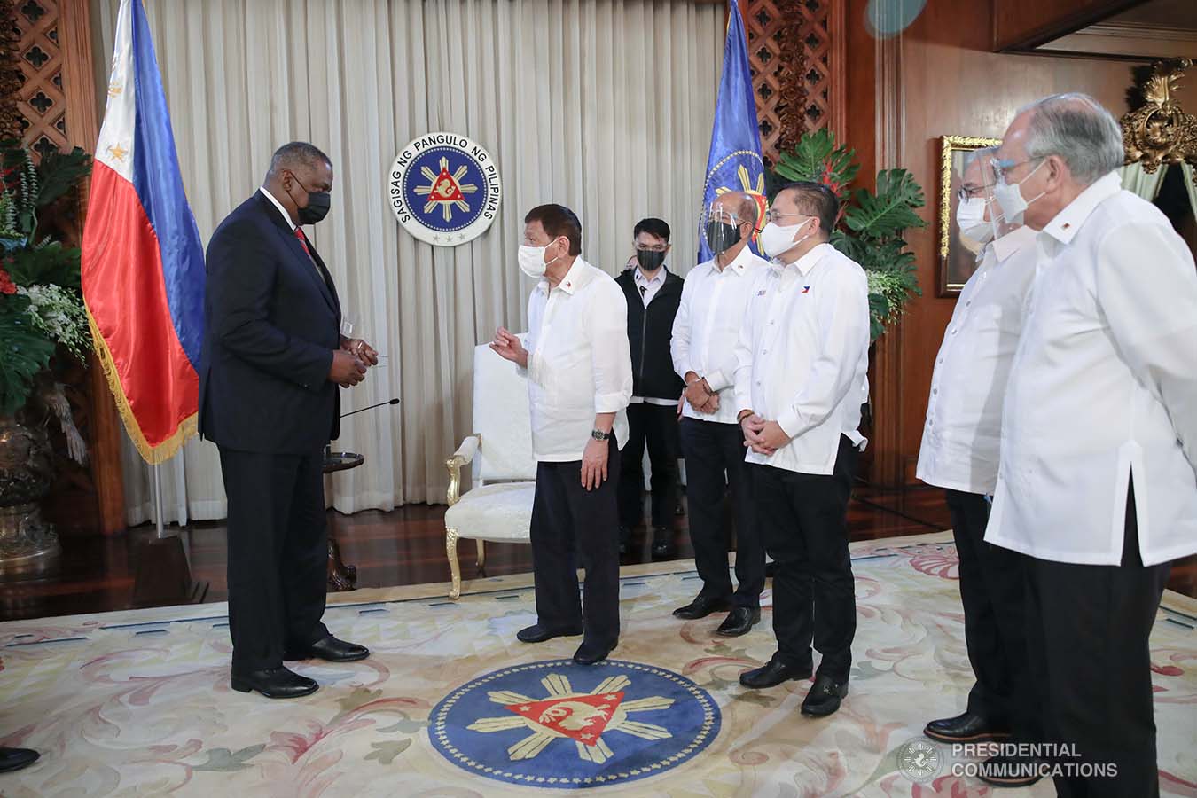 President Rodrigo Roa Duterte interacts with US Secretary of Defense Lloyd Austin III during a courtesy call on the President at the Malacañang Palace on July 29, 2021. ROBINSON NIÑAL/ PRESIDENTIAL PHOTO