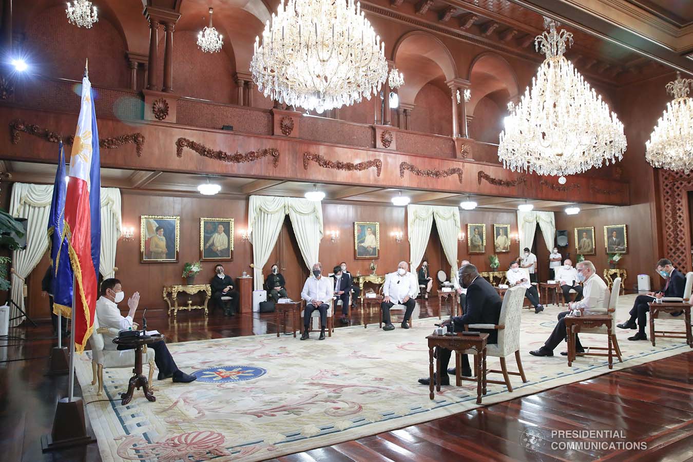 President Rodrigo Roa Duterte discusses matters with US Secretary of Defense Lloyd Austin III during a courtesy call on the President at the Malacañang Palace on July 29, 2021. With the President are Executive Secretary Salvador Medialdea, Defense Secretary Delfin Lorenzana, Foreign Affairs Secretary Teodoro Locsin, Jr., Senator Christopher Lawrence Go, and Philippine Ambassador to the US Jose Manuel Romualdez. The US Defense Secretary is accompanied by US Embassy in the Philippines Chargé d’Affaires John Law, National Security Council Senior Director Edgard Kagan, Department of Defense Chief of Staff Kelly Elizabeth Magsamen, and Defense for Indo-Pacific Security Affairs Assistant Secretary Ely Ratner. ROBINSON NIÑAL/ PRESIDENTIAL PHOTO