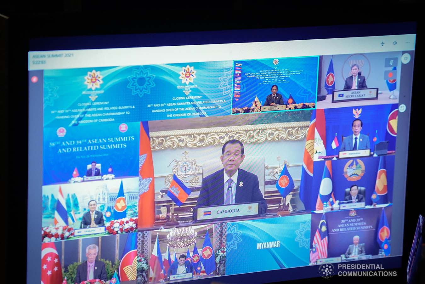 President Rodrigo Roa Duterte together with other leaders from Association of Southeast Asian Nations (ASEAN) member countries are shown on-screen as incoming ASEAN chairman, Kingdom of Cambodia Prime Minister Hun Sen accepts the chairmanship during the closing ceremony of the virtual 38th and 39th Association of Southeast Asian Nations (ASEAN) Summits and Related Summits hosted by Brunei Darussalam at the Malacañang Palace on October 28, 2021. KING RODRIGUEZ/ PRESIDENTIAL PHOTO
