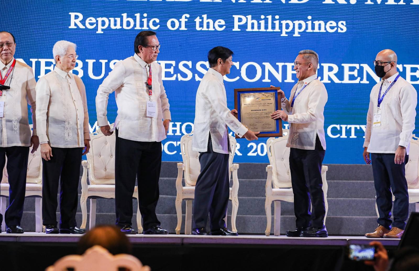 President Ferdinand R. Marcos made a commitment to the business community Thursday to foster a sound environment where it can flourish, recognizing its role as a driver of economic growth as the country emerges from the setbacks posed by the COVID-19 pandemic.