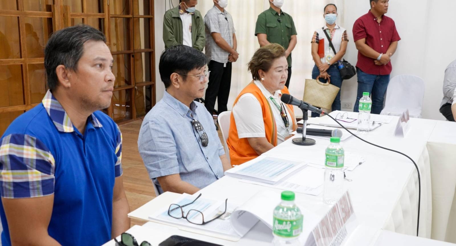 President Ferdinand R. Marcos Jr. led the distribution Tuesday of various government assistance to families affected by Tropical Storm ‘Paeng’ in Antique, vowing to rehabilitate the province’s damaged infrastructure for immediate normalization.