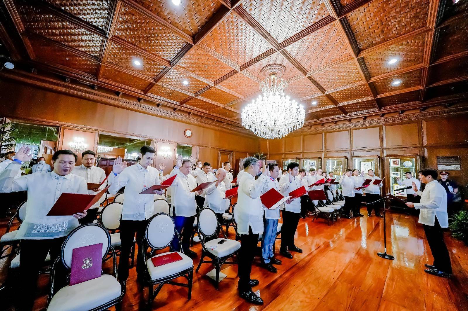 President Ferdinand R. Marcos Jr. on Tuesday called on the local government units to do their part in strengthening the partnership between the national and local governments to advance the administration’s development agenda. 