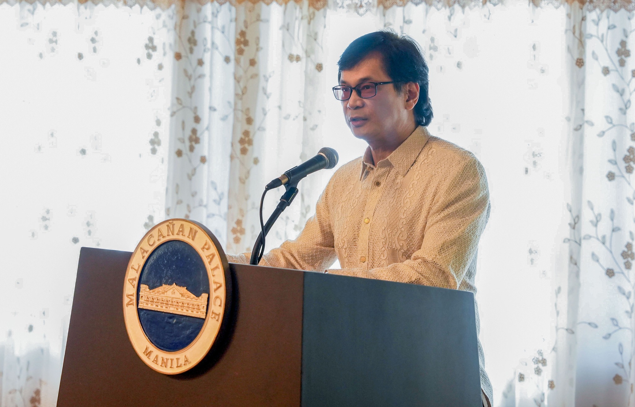 President Ferdinand R. Marcos Jr. called for stronger collaboration between government agencies to speed up the government’s digitalization efforts towards Philippine development.
