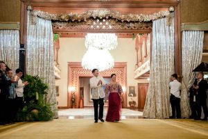 Kinilala ni Pangulong Ferdinand R. Marcos Jr. ang kahalagahan ng Diplomatic Corps sa pagpapalakas ng relasyon ng Pilipinas sa iba’t ibang bansa sa Vin d'Honneur ngayong ika-11 ng Enero. Sa kanyang talumpati, binigyang-diin ni PBBM ang layuning patuloy na makipag-ugnayan para matugunan ang mga pangangailangan ng mga Pilipino sa edukasyon, pagkain, kalusugan, trabaho, at iba pa. Ibinahagi niya rin ang pagsigla ng ekonomiya ng Pilipinas, maging ang dedikasyon ng bansa sa kooperasyon at kapayapaan.