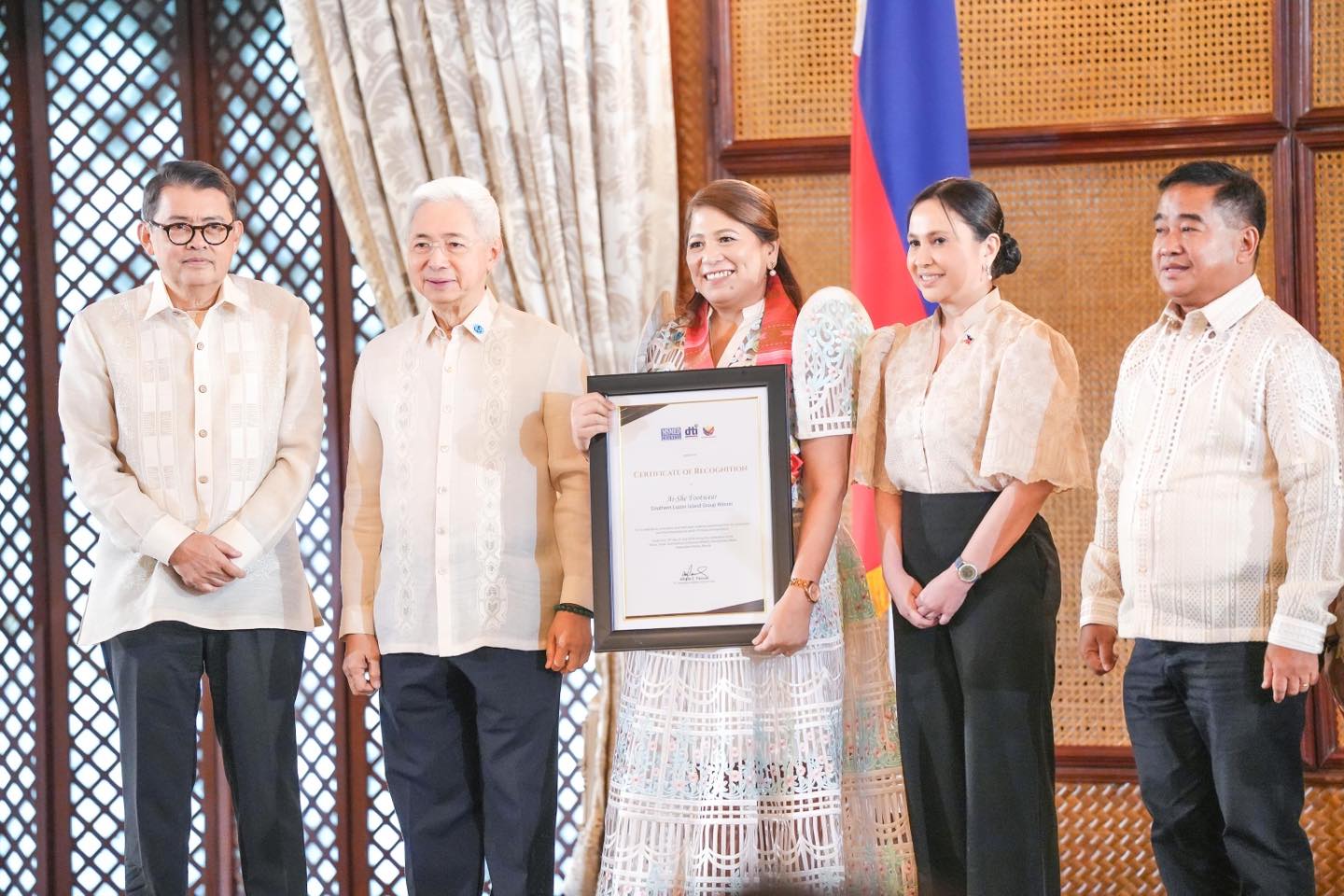 President Ferdinand R. Marcos Jr. on Wednesday praised the remarkable achievements of micro, small, and medium enterprises (MSMEs) at the 2024 Presidential Awards for Outstanding MSMEs.