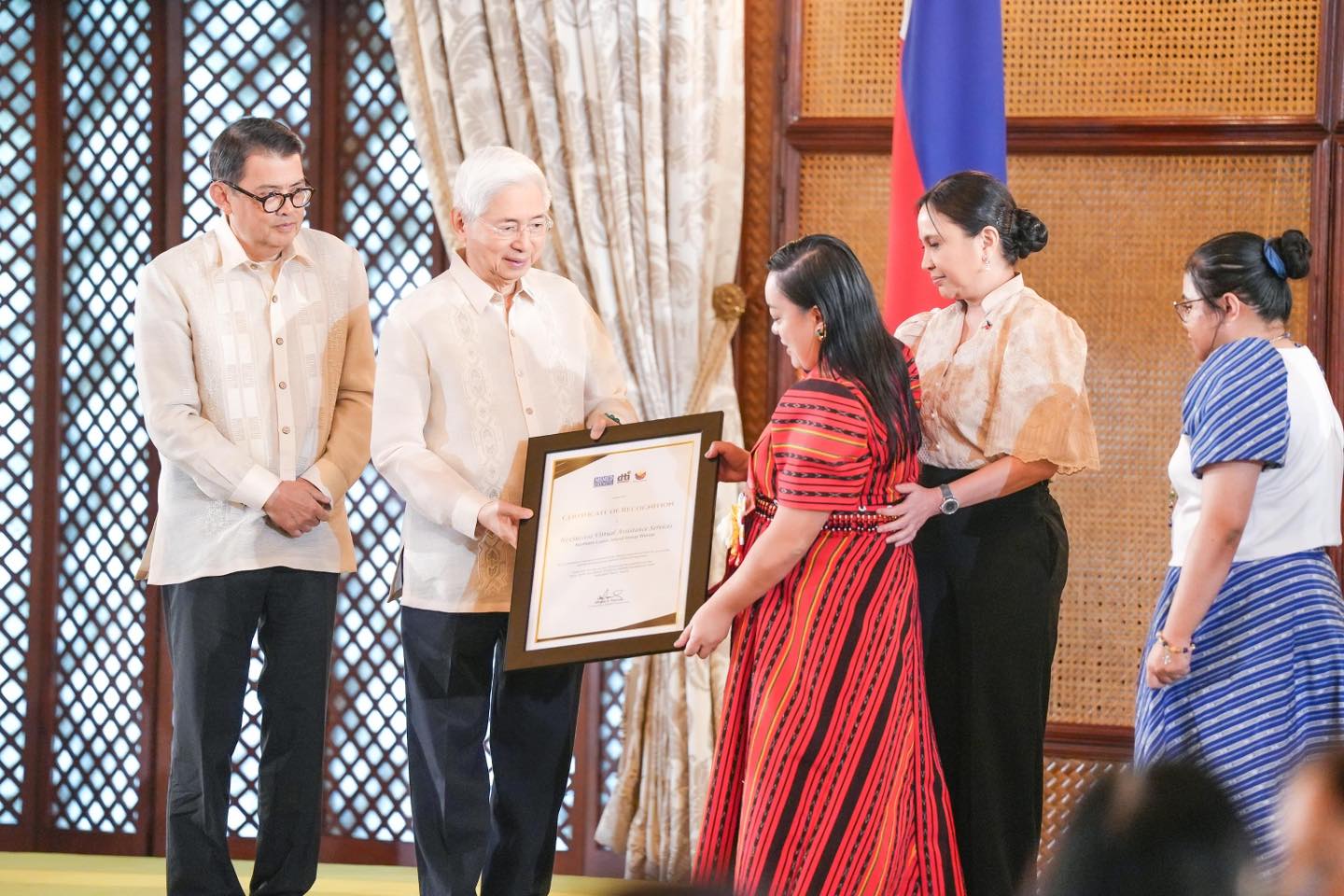 President Ferdinand R. Marcos Jr. on Wednesday praised the remarkable achievements of micro, small, and medium enterprises (MSMEs) at the 2024 Presidential Awards for Outstanding MSMEs.