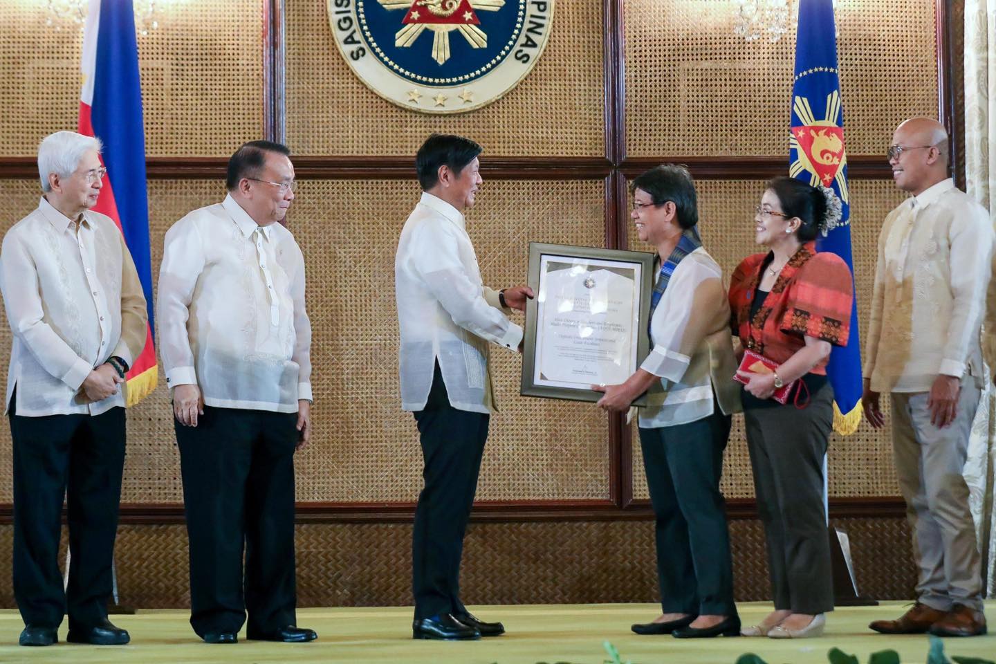 President Ferdinand R. Marcos Jr. on Wednesday praised the remarkable achievements of micro, small, and medium enterprises (MSMEs) at the 2024 Presidential Awards for Outstanding MSMEs.