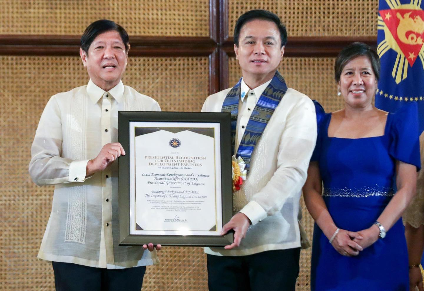 President Ferdinand R. Marcos Jr. on Wednesday praised the remarkable achievements of micro, small, and medium enterprises (MSMEs) at the 2024 Presidential Awards for Outstanding MSMEs.