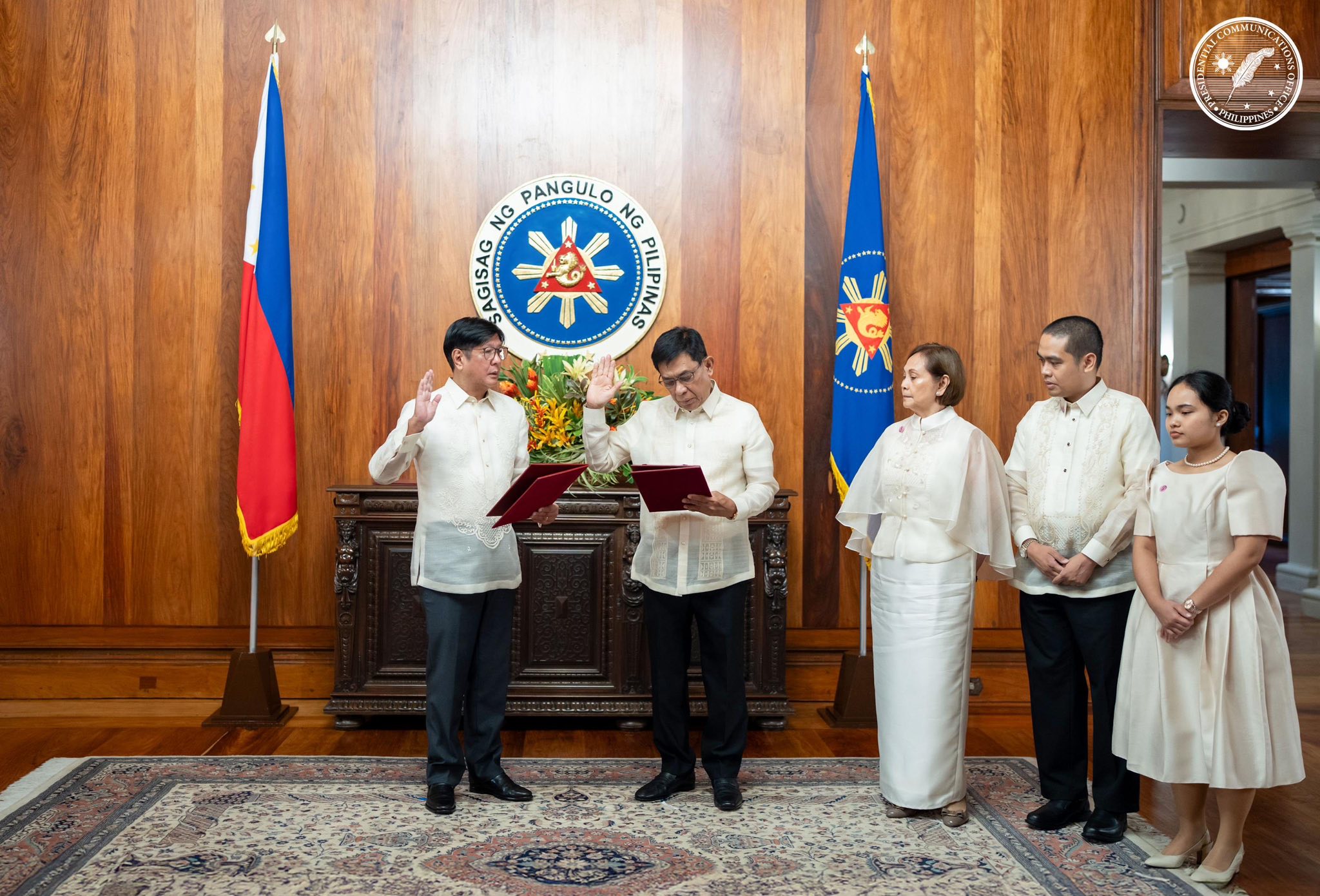 Sa pangunguna ni Pangulong Ferdinand R. Marcos Jr., nanumpa si G. Francis Lim bilang Chairperson ng Securities and Exchange Commission.